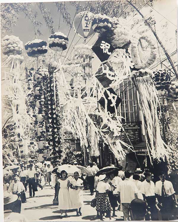 七夕祭り（中央通り）