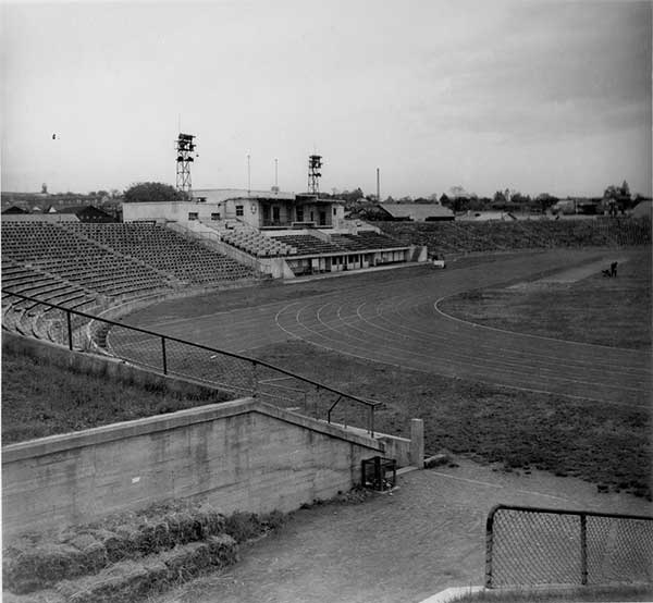 21-2-58-02 宮城総合陸上競技場（昭33）
